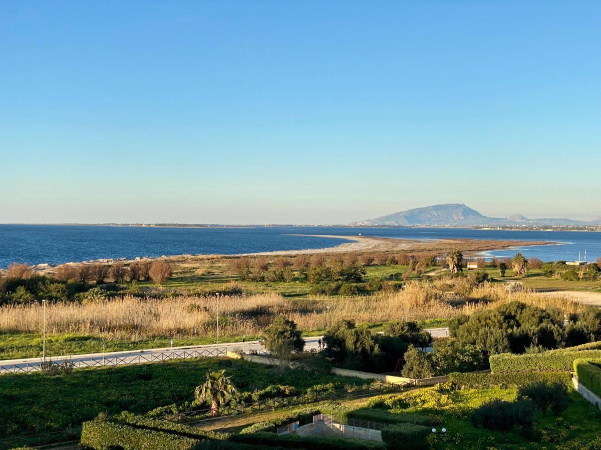 Penthouse Le Isole Apartment Marsala Exterior foto